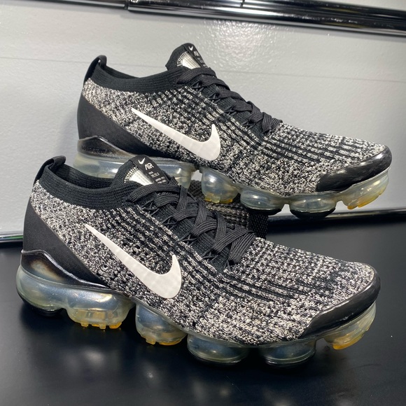 🖤🤍US 10-Nike VaporMax Flyknit 3 "Oreo" Women's Athletic Sneakers AJ6910-001 - Picture 3 of 16